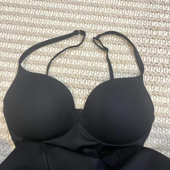 SKIMS Ultimate Body Push Up Butt Enhancing Padded Mid Thigh Bodysuit - Picture 4 of 7